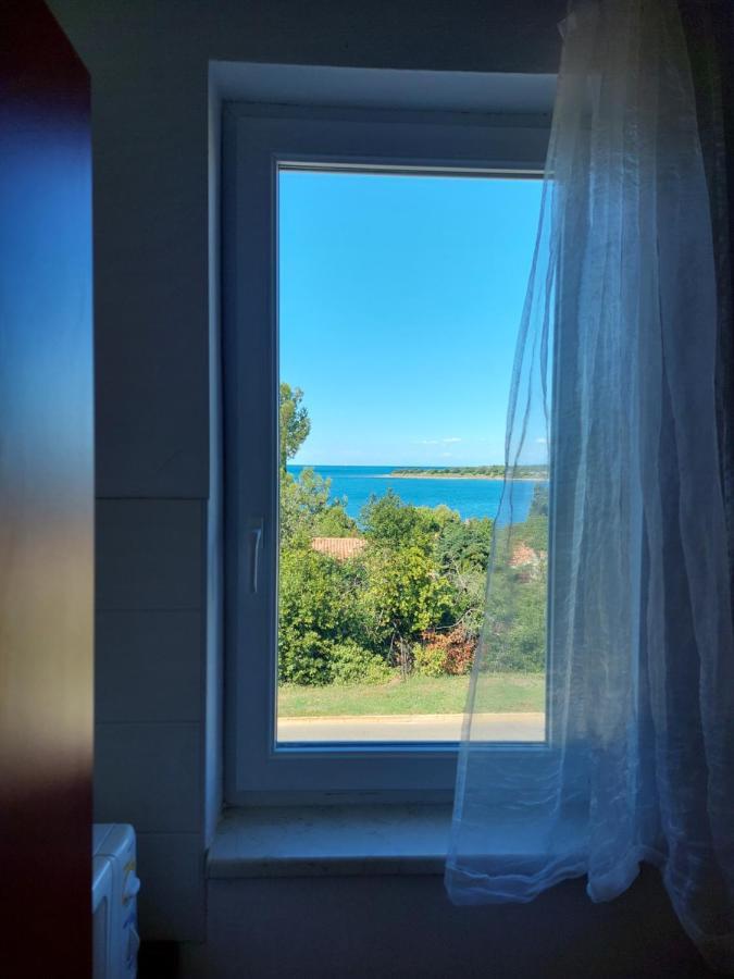Apartments Henc Novigrad Istria Extérieur photo