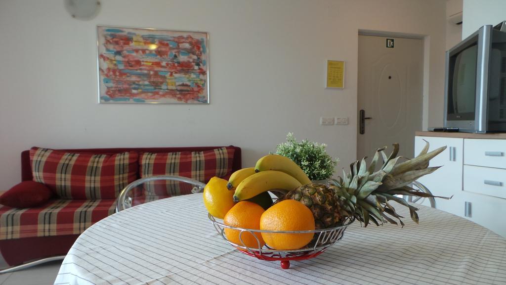 Apartments Henc Novigrad Istria Chambre photo