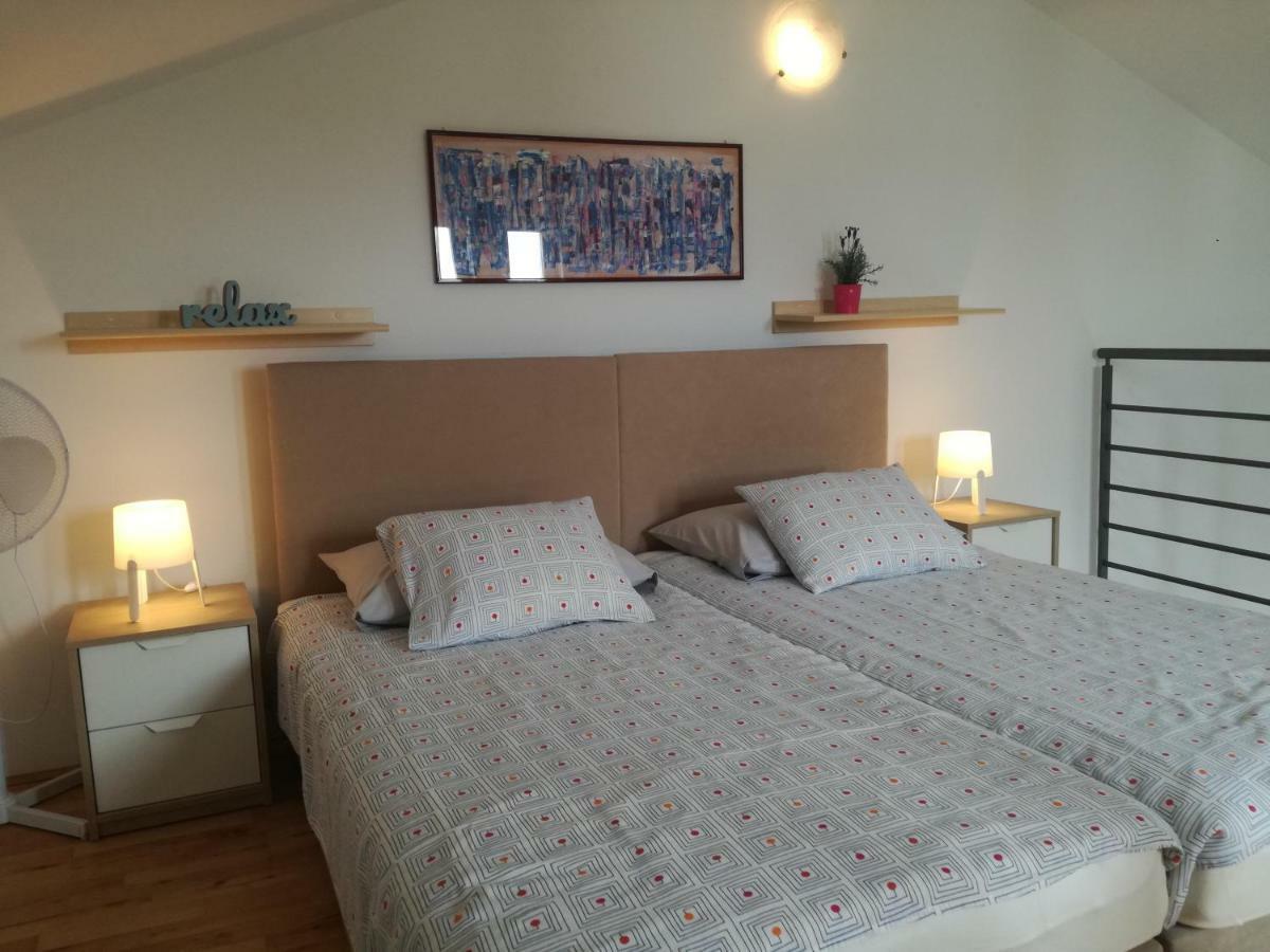 Apartments Henc Novigrad Istria Extérieur photo